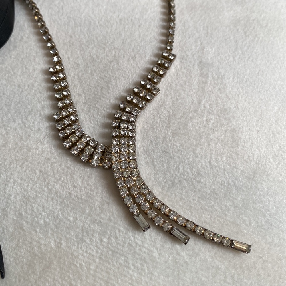 ARMED leather wrap choker